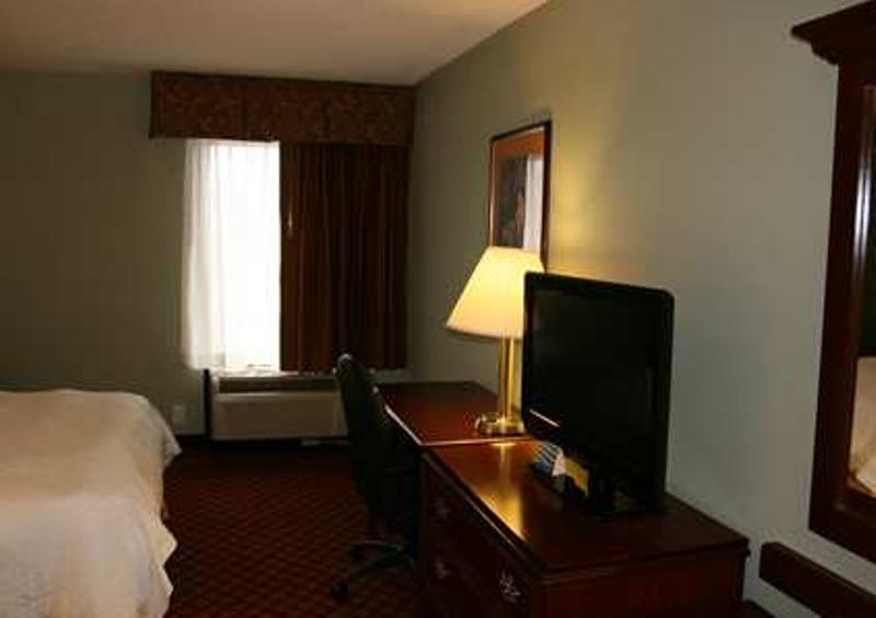 Hampton Inn - Hillsville - thumb 13