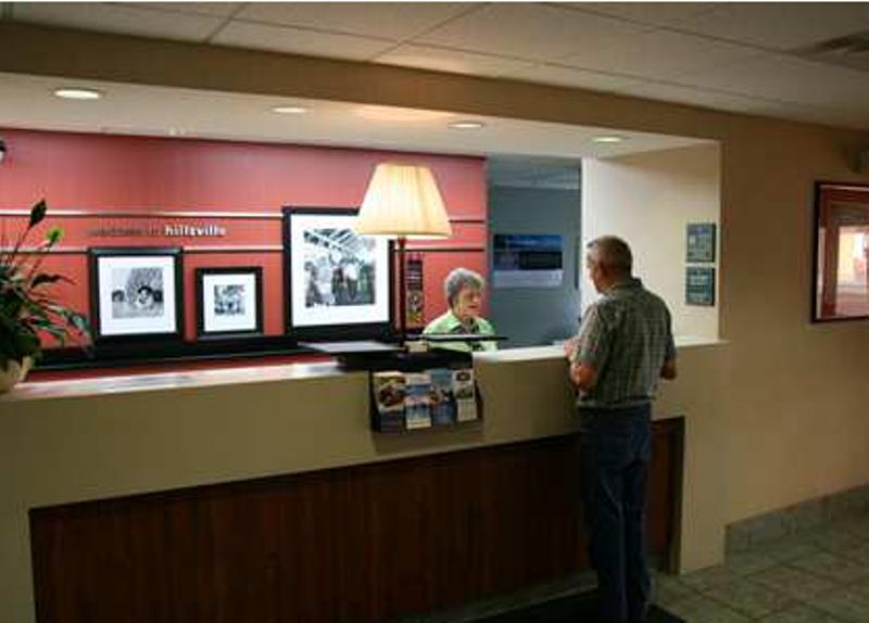 Hampton Inn - Hillsville - thumb 1