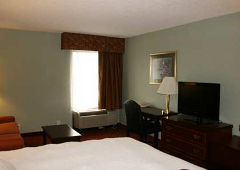 Hampton Inn - Hillsville - thumb 9