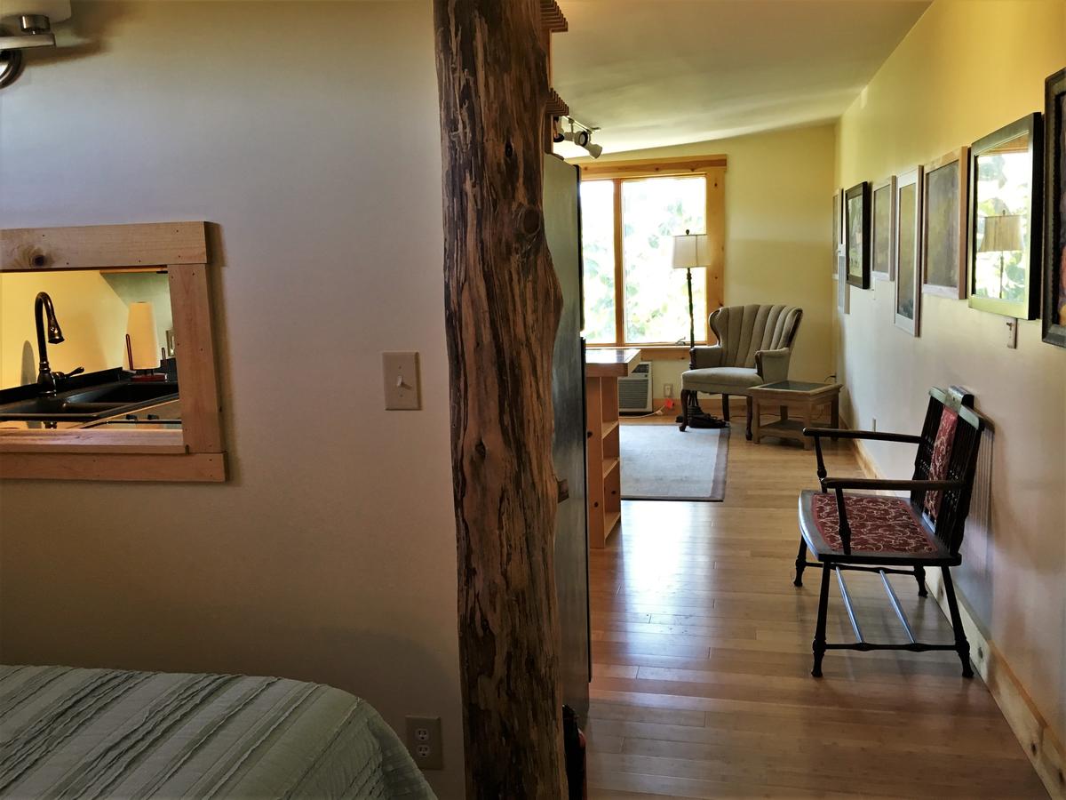 Writers Retreat Cabin - thumb 32