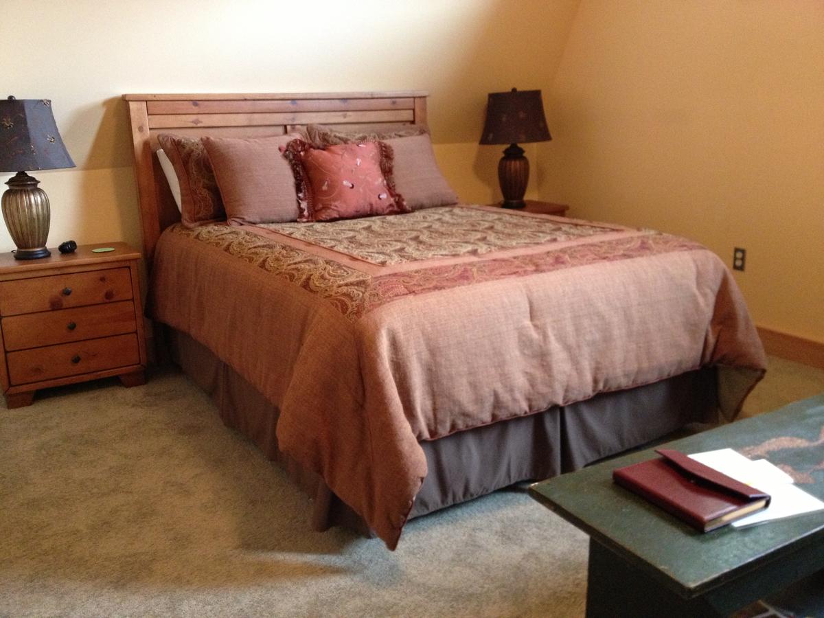 Writers Retreat Cabin - thumb 13