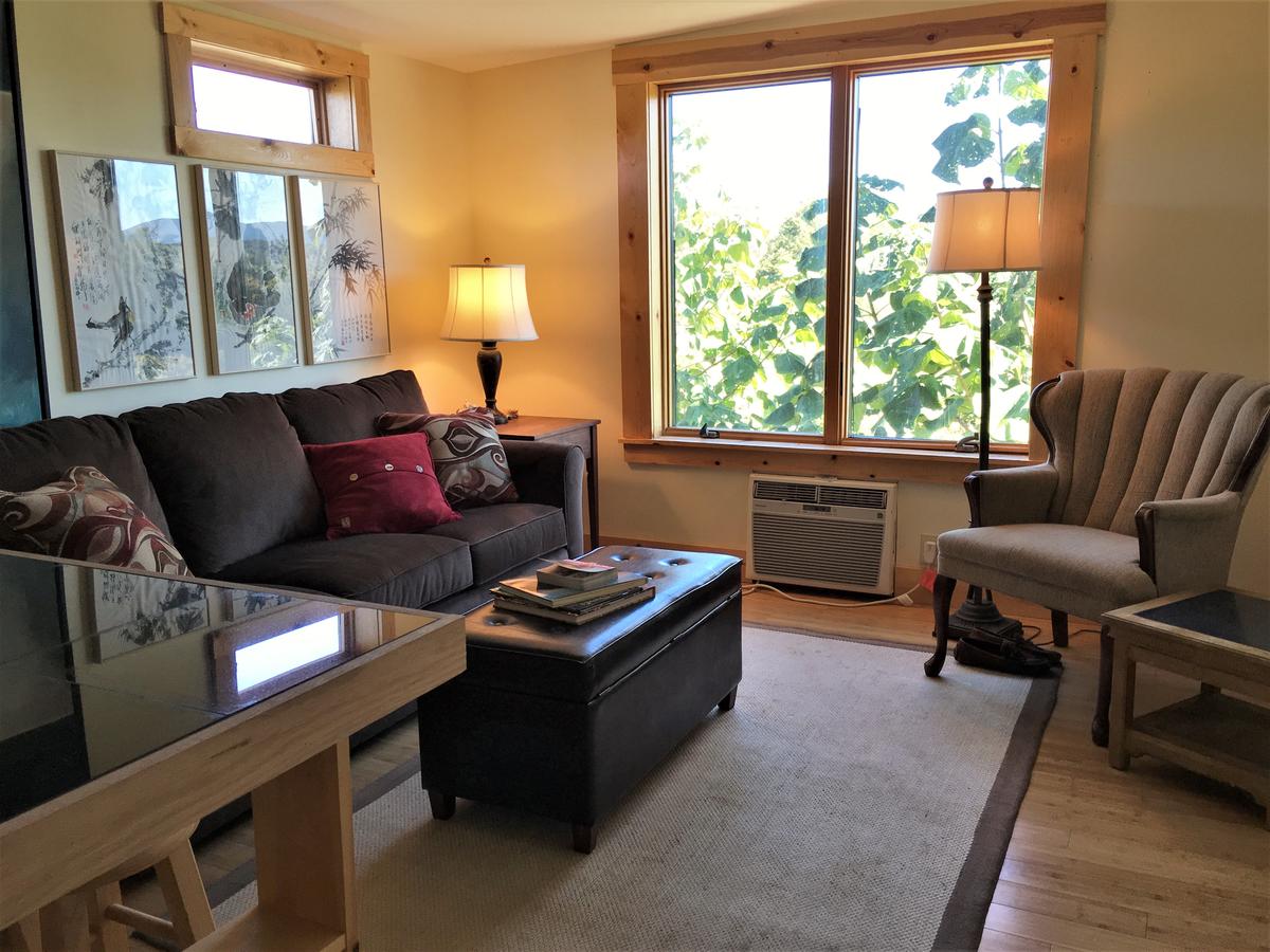 Writers Retreat Cabin - thumb 34