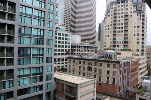 Luxury High Rise Apartments