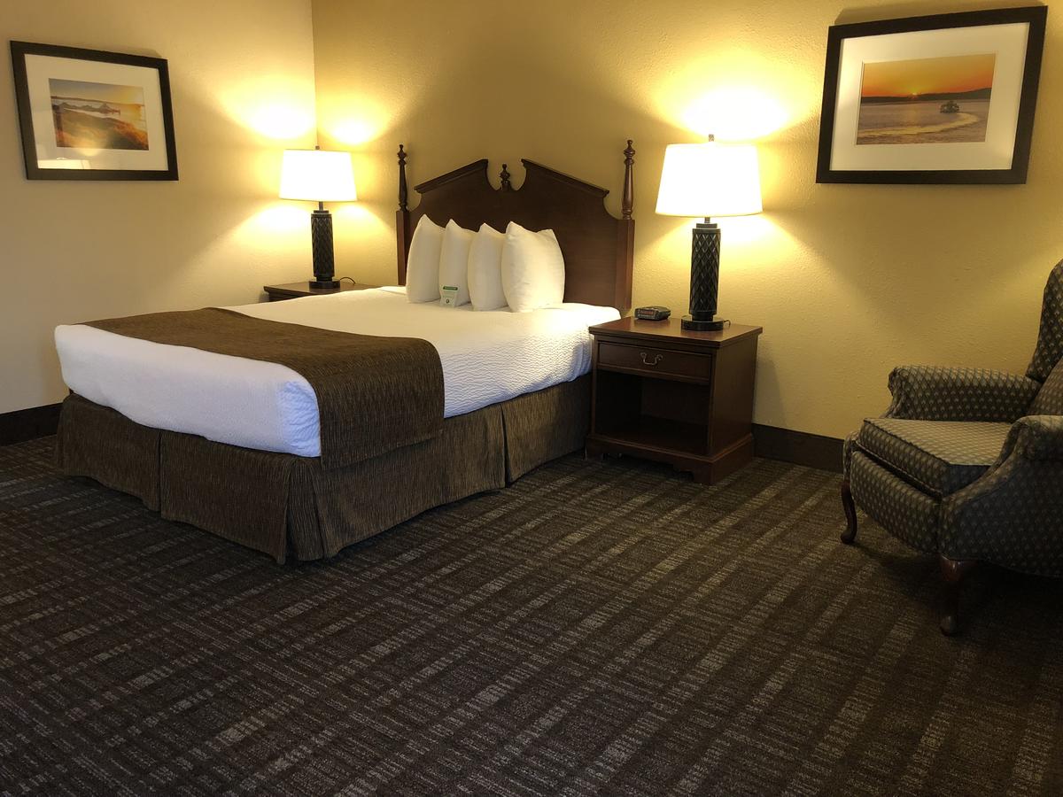 Best Western Lakewood - thumb 26
