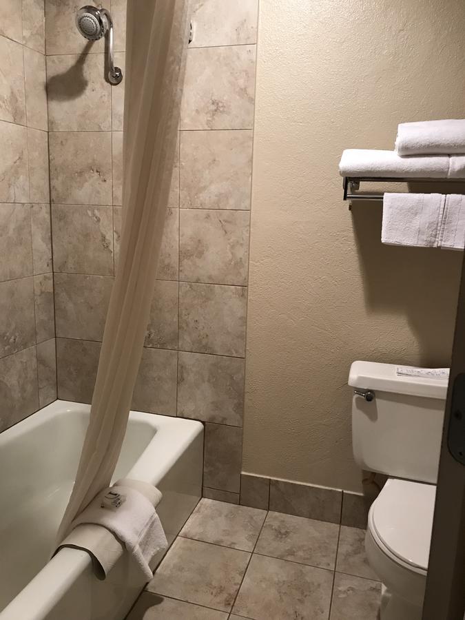 Best Western Lakewood - thumb 23