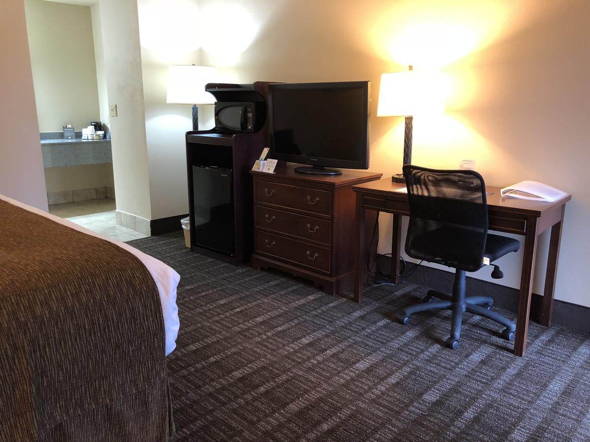 Best Western Lakewood - thumb 20