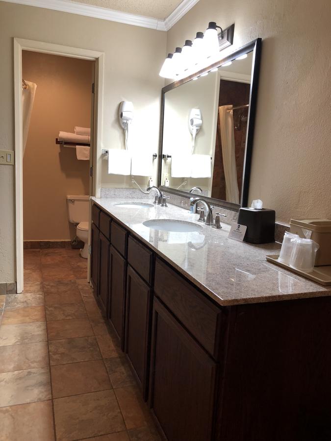Best Western Lakewood - thumb 32