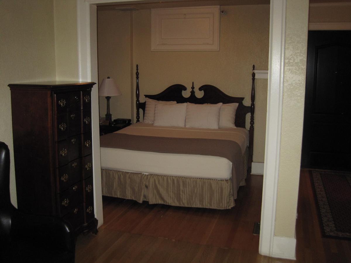 MarQueen Hotel - thumb 28