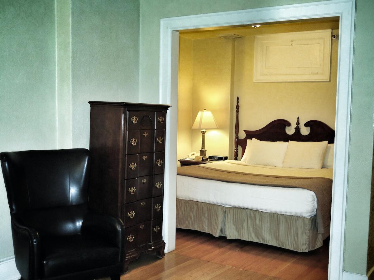 MarQueen Hotel - thumb 10