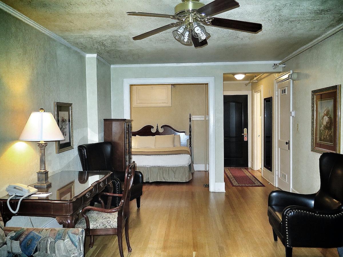 MarQueen Hotel - thumb 18