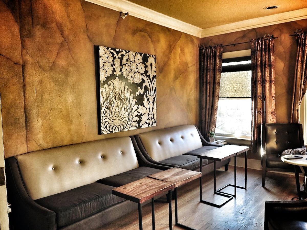 MarQueen Hotel - thumb 36