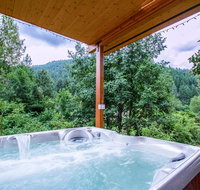 Cottage on the Creek - Accommodation Seattle