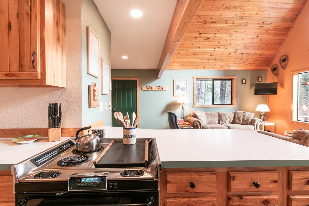 River Road Retreat - thumb 9