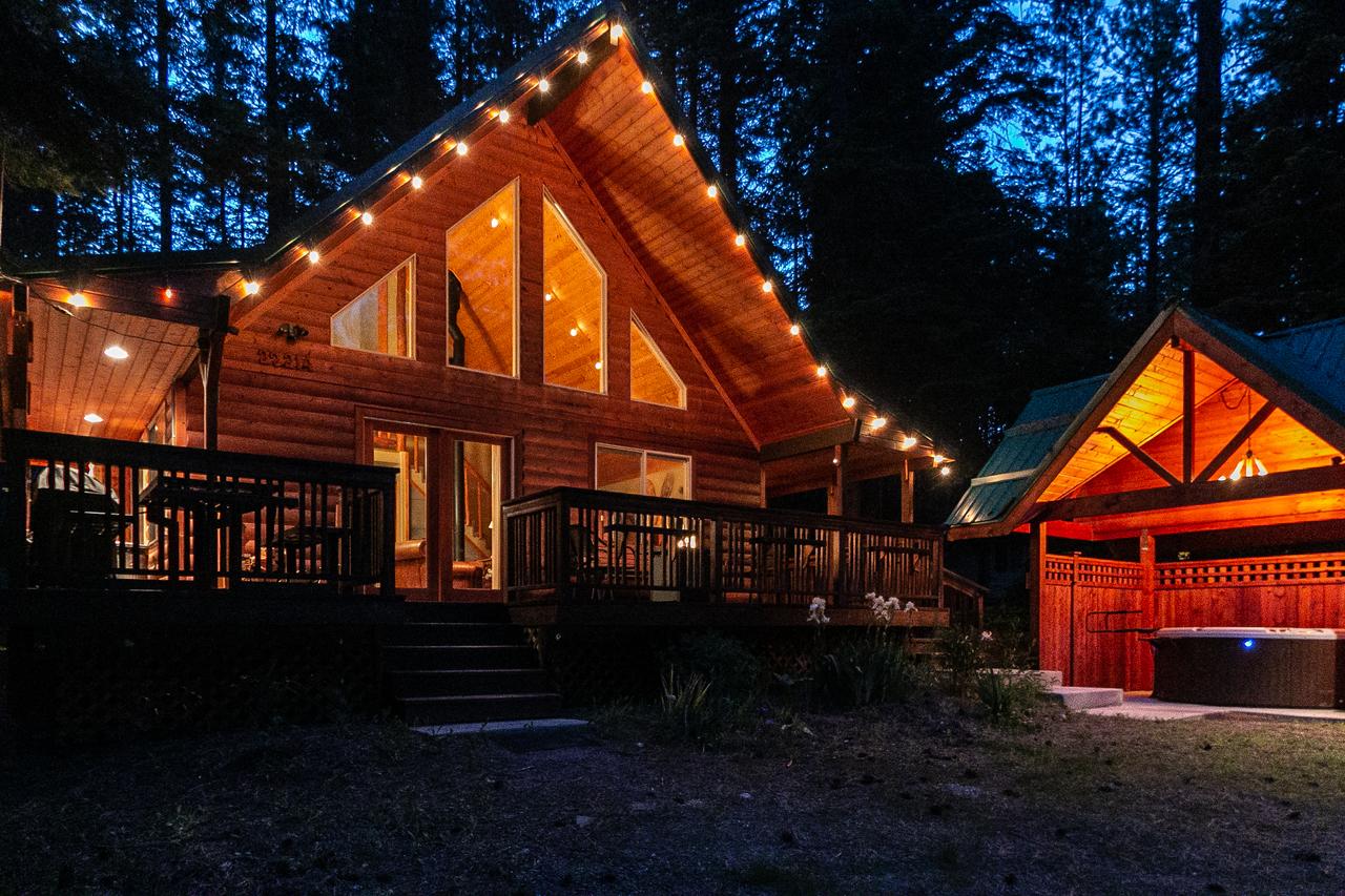 Tivoli Chalet - thumb 0