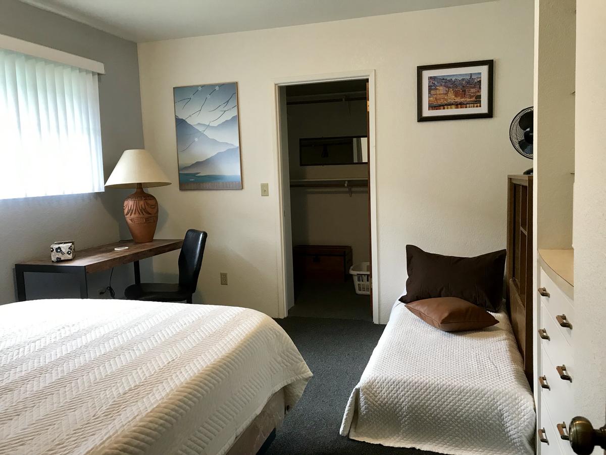 Leah's In Hoquiam - thumb 40