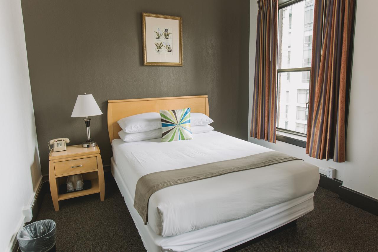 Moore Hotel - thumb 3