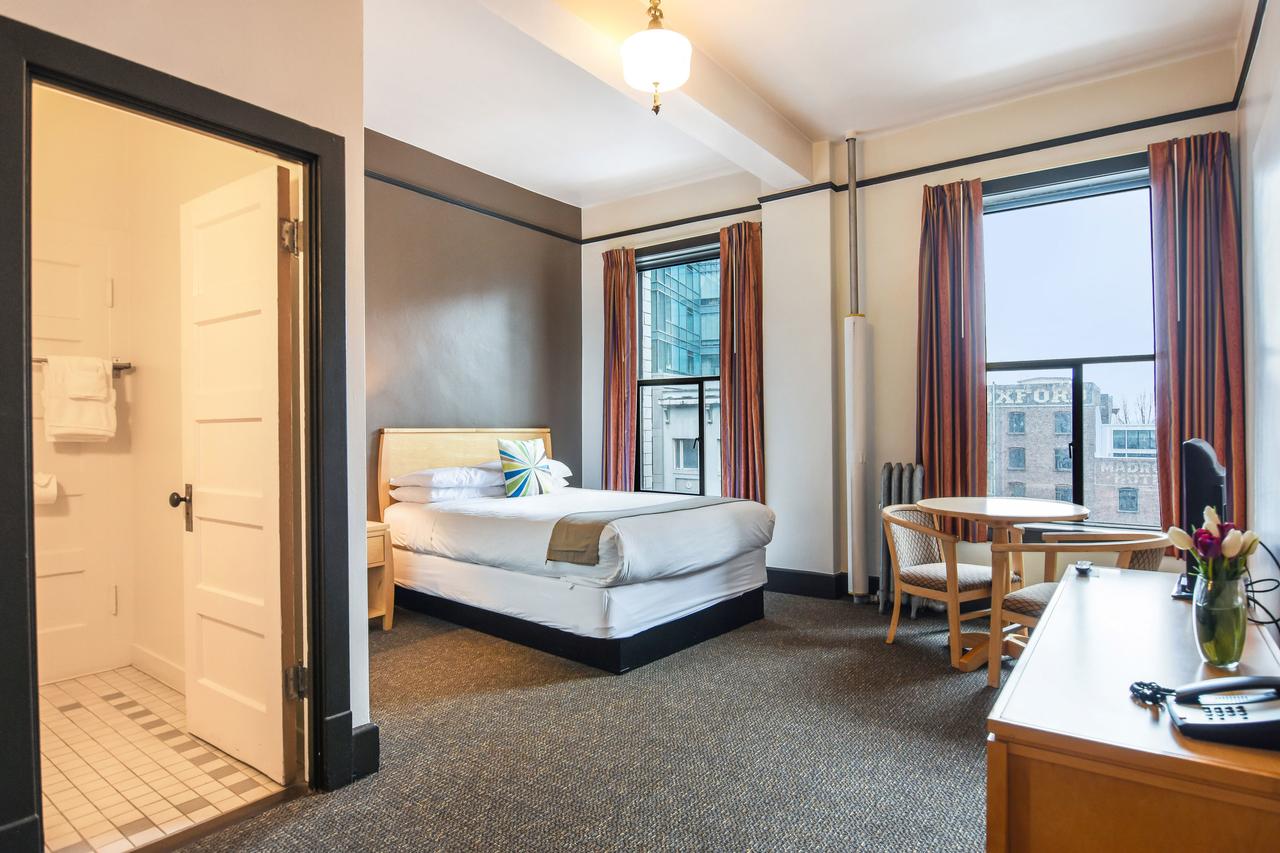 Moore Hotel - thumb 24