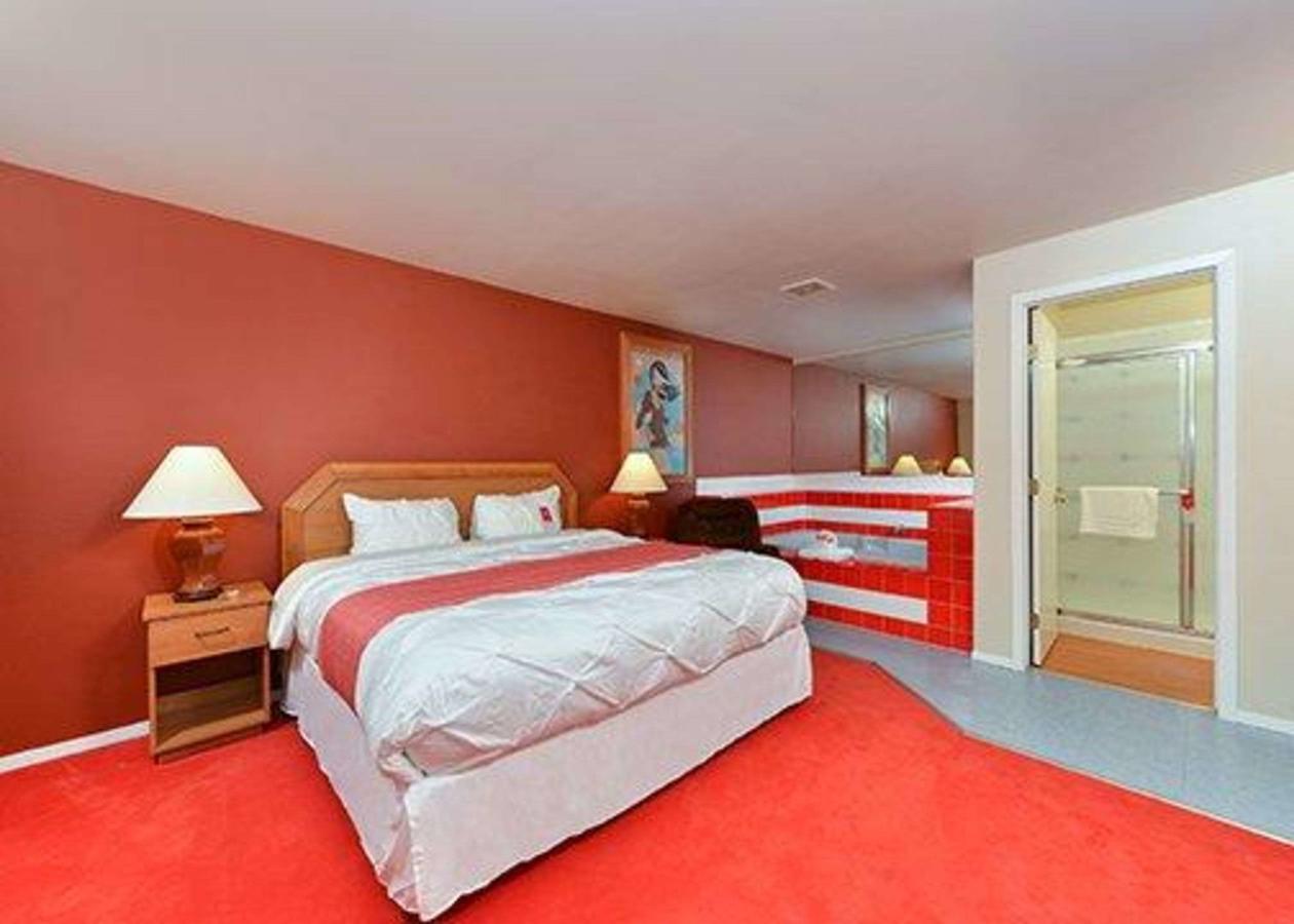 Econo Lodge Tacoma Mall - thumb 15