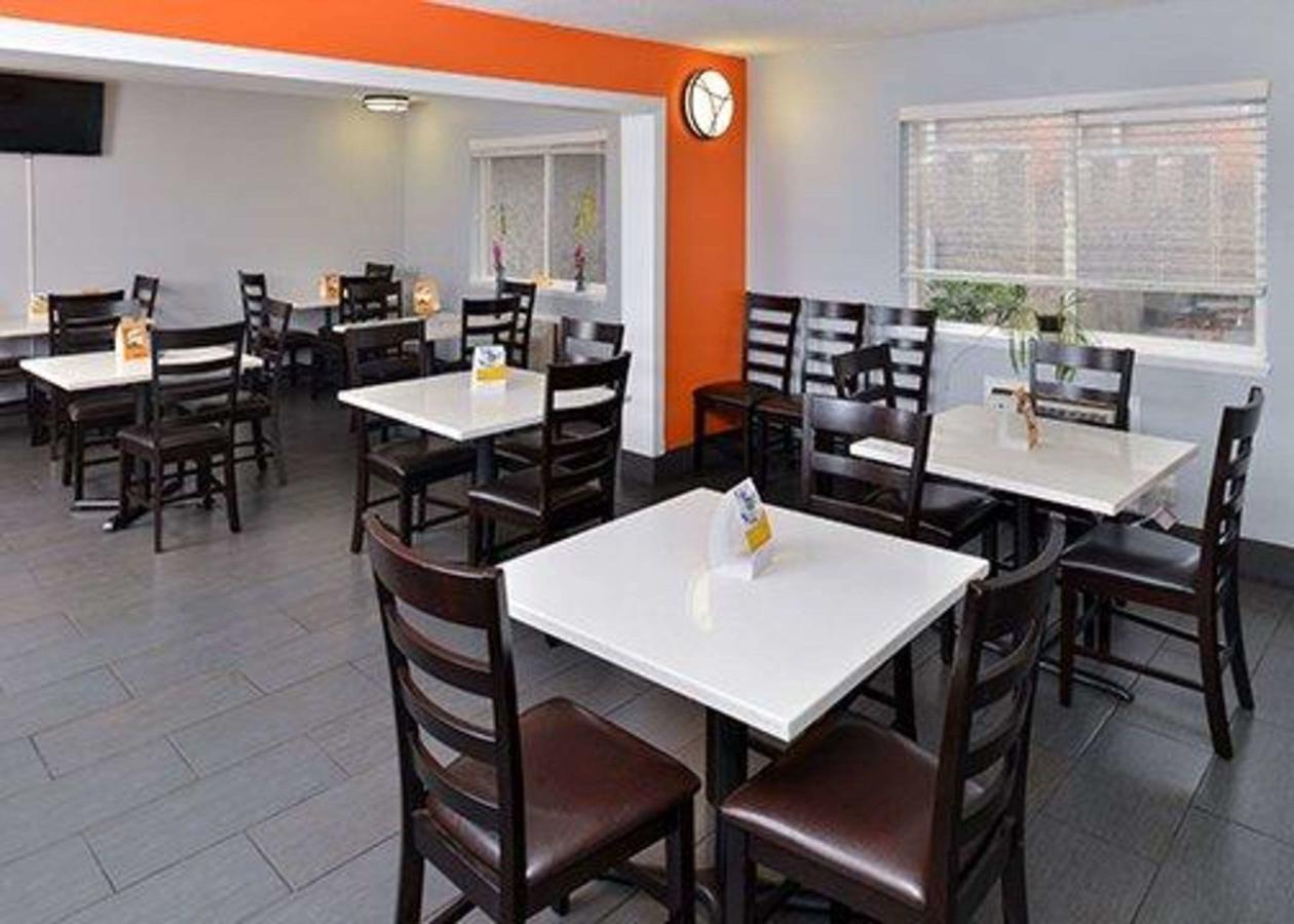 Econo Lodge Tacoma Mall - thumb 1