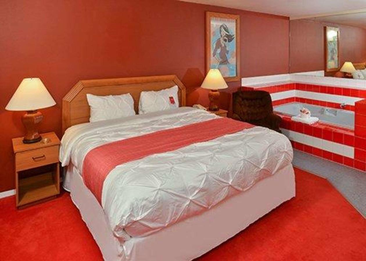 Econo Lodge Tacoma Mall - thumb 8