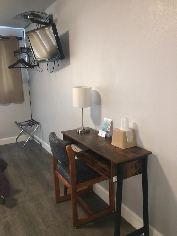 Aircrest Motel - thumb 5