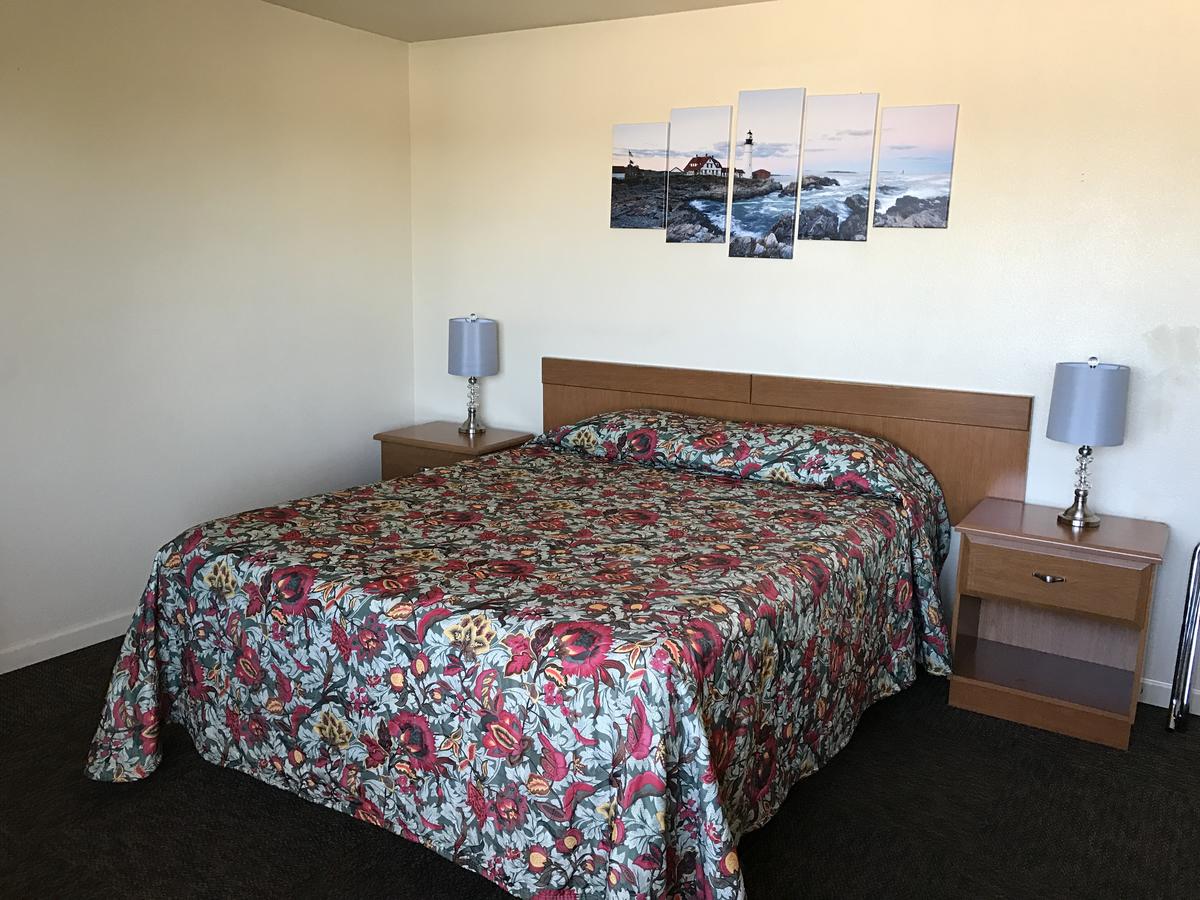Aircrest Motel - thumb 32