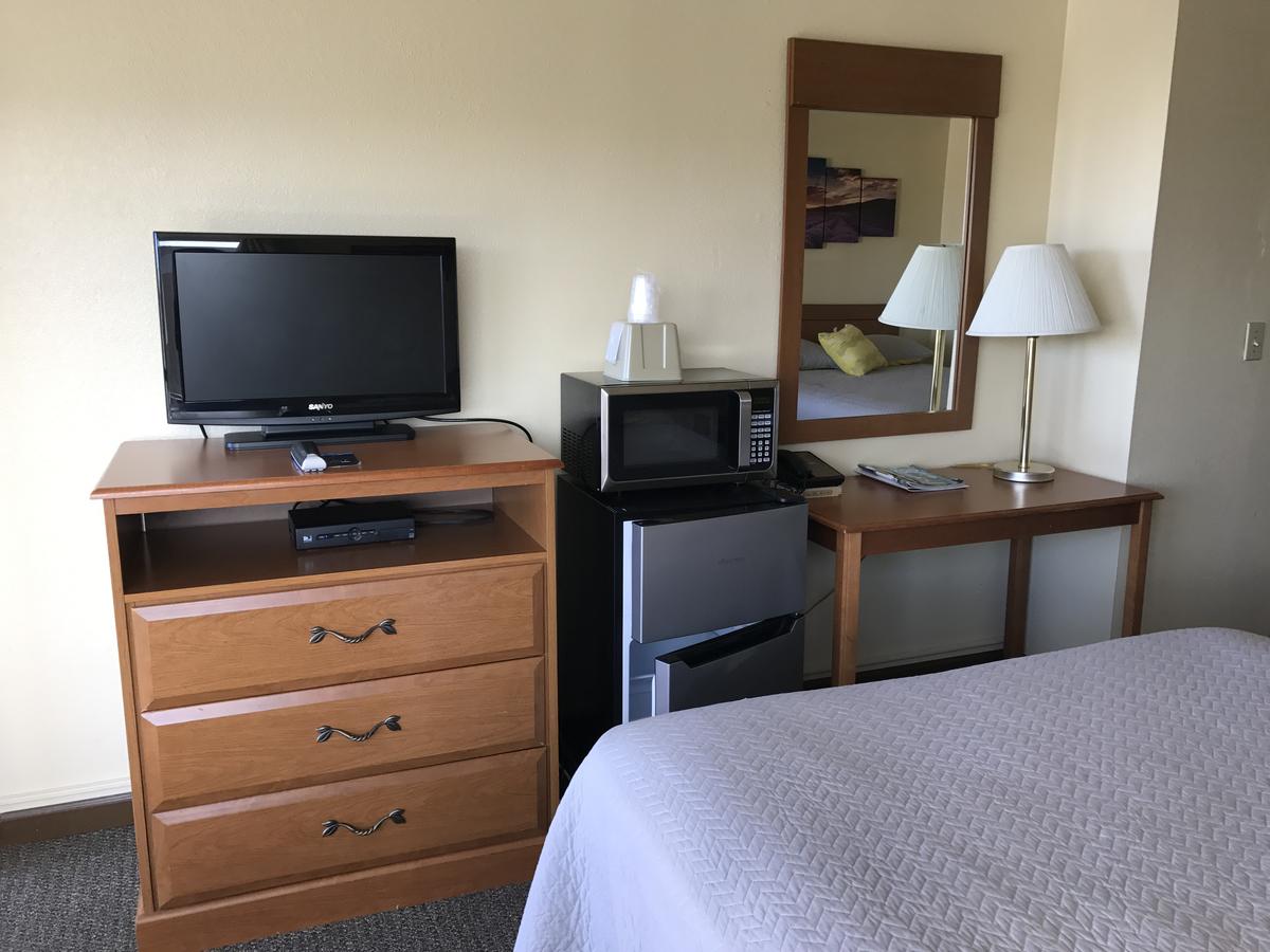 Aircrest Motel - thumb 39
