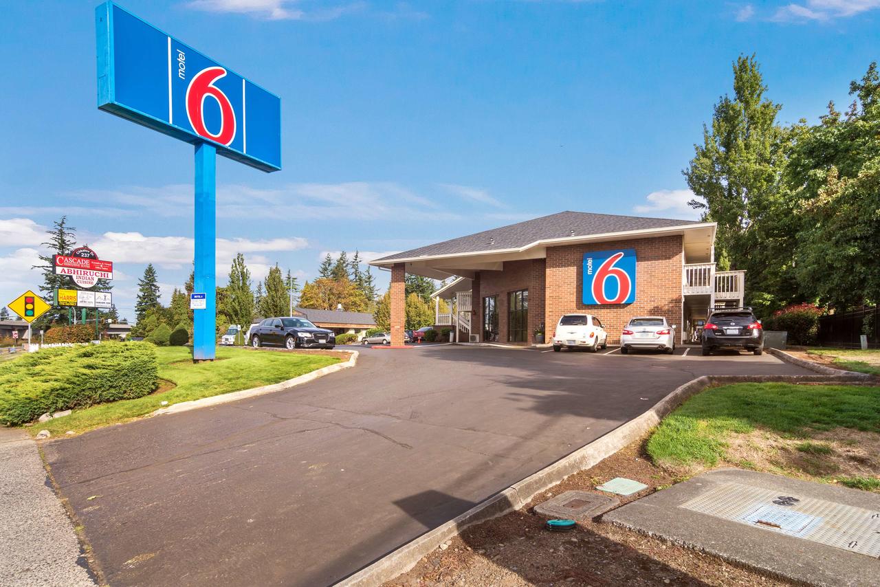 Motel 6 Vancouver - thumb 0