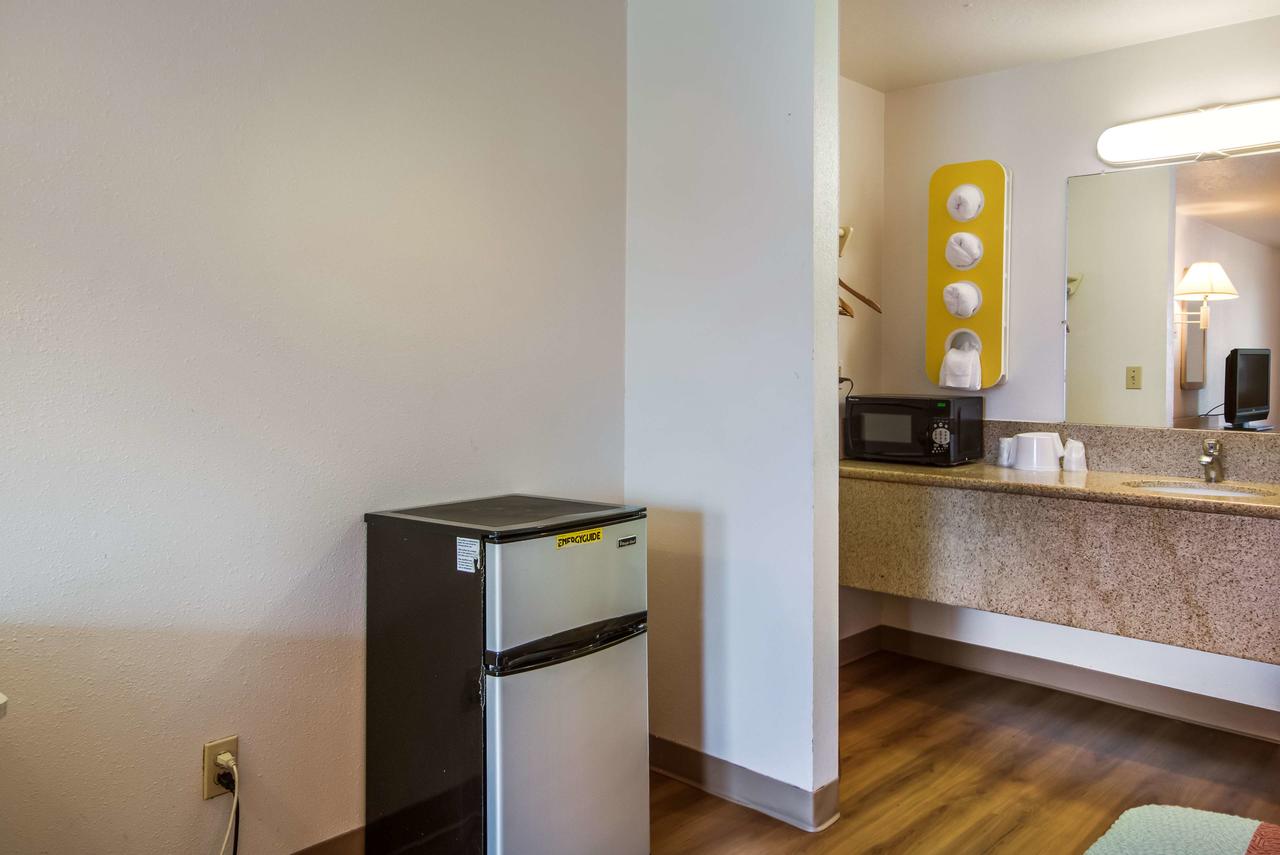 Motel 6 Vancouver - thumb 34