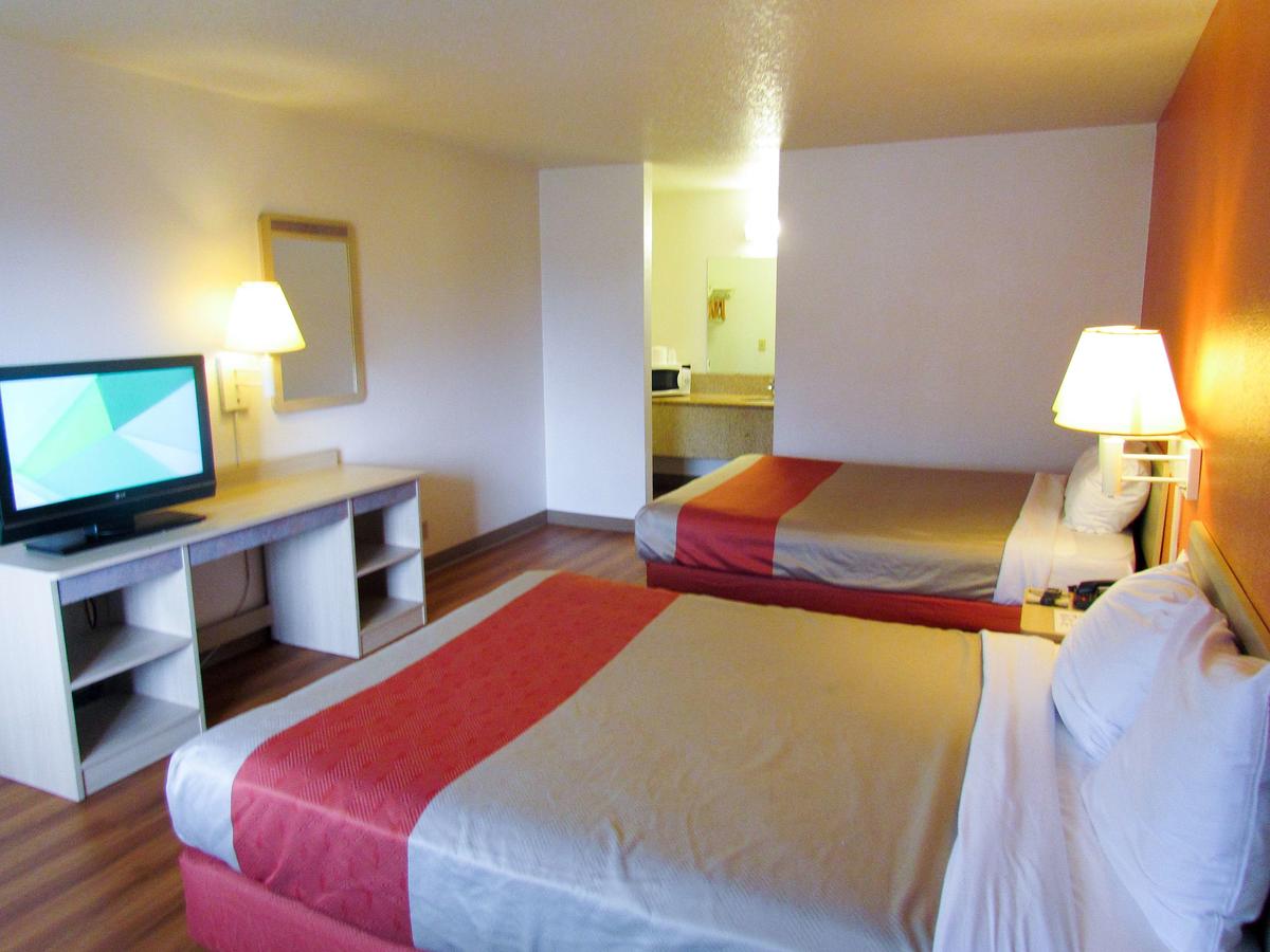 Motel 6 Vancouver - thumb 22