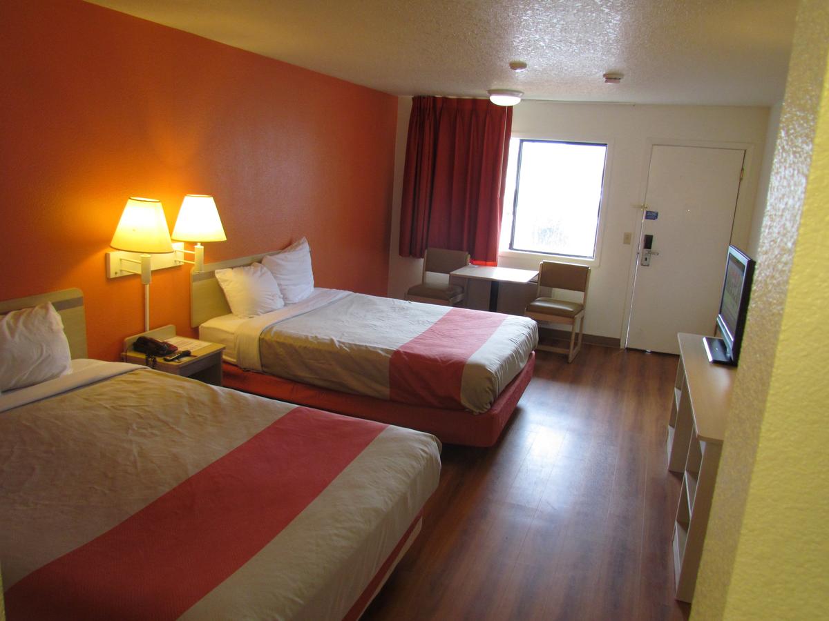 Motel 6 Vancouver - thumb 16
