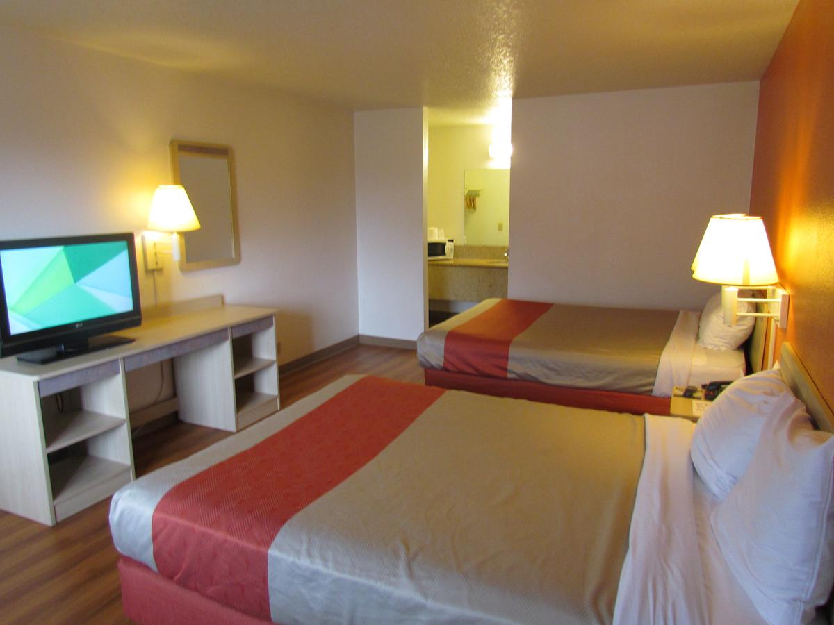 Motel 6 Vancouver - thumb 18