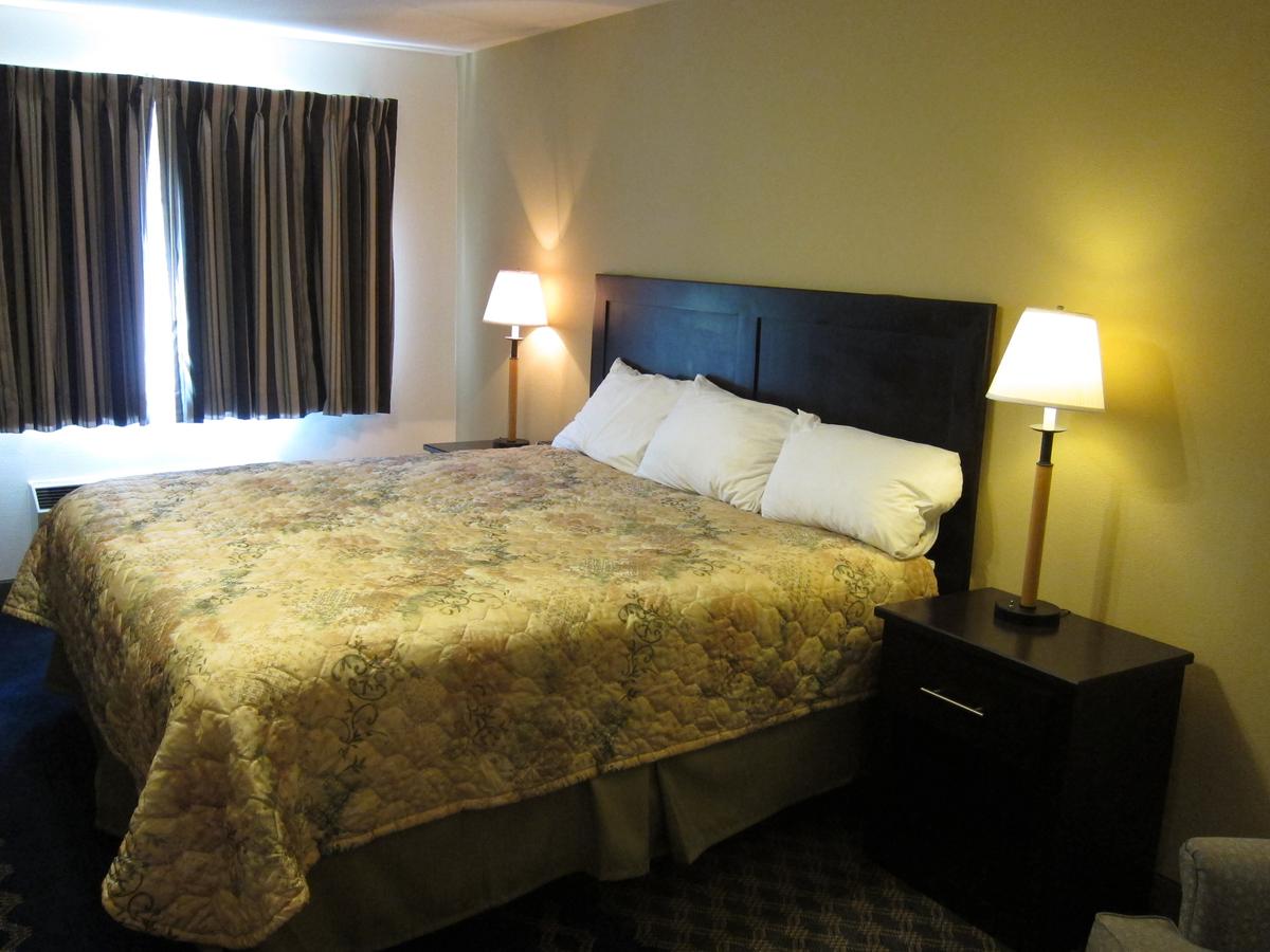 Fidalgo Country Inn - thumb 9