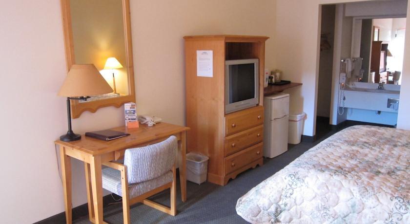Fidalgo Country Inn - thumb 40