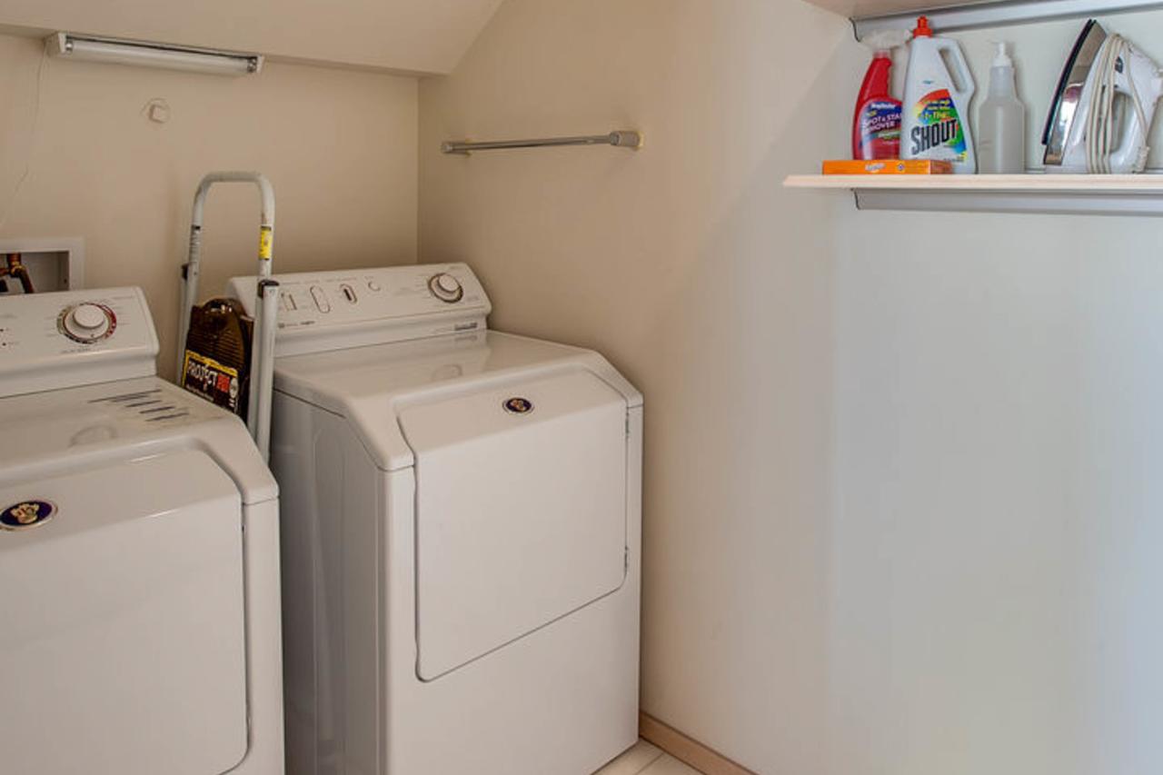 Wapato Point Halmalka Condo 508A - thumb 20