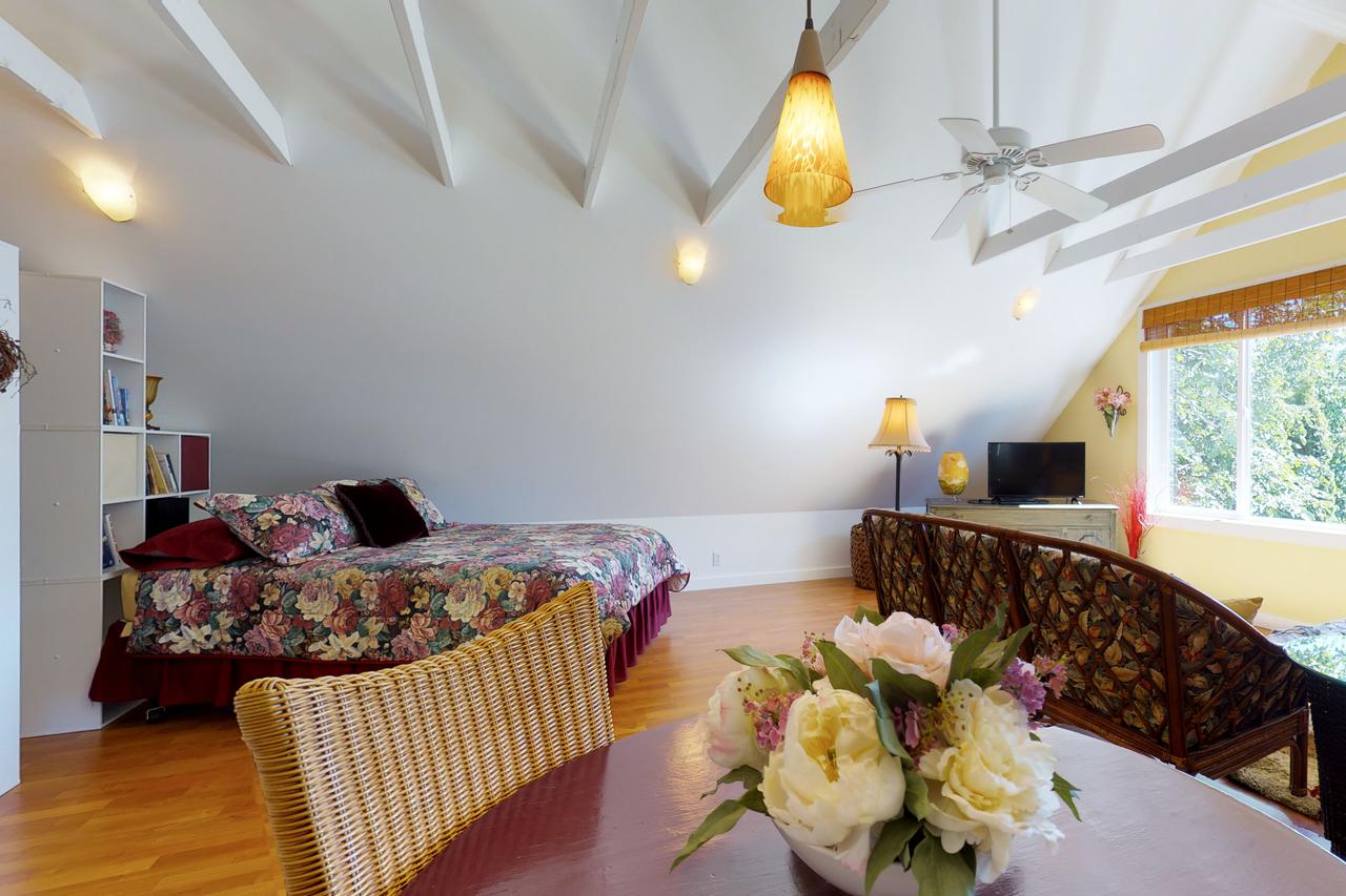 The Hideaway In Manson - thumb 24