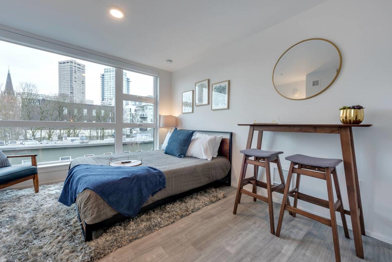 99 WLK Score, WLK To Convention Center Cozy Loft - thumb 1