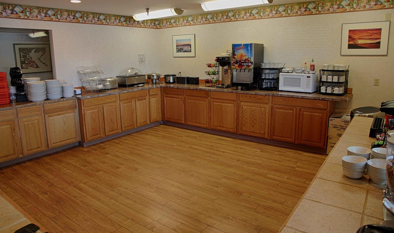 Friday Harbor Suites - thumb 9