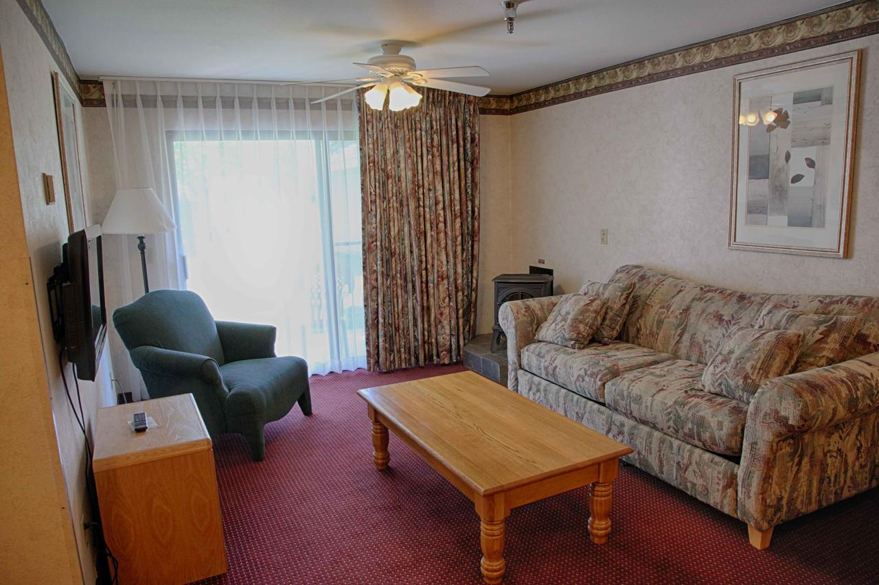 Friday Harbor Suites - thumb 32