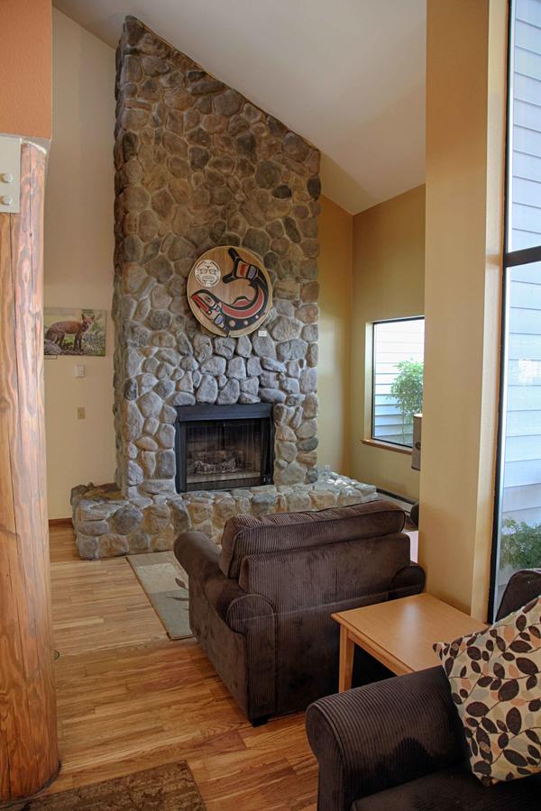 Friday Harbor Suites - thumb 16
