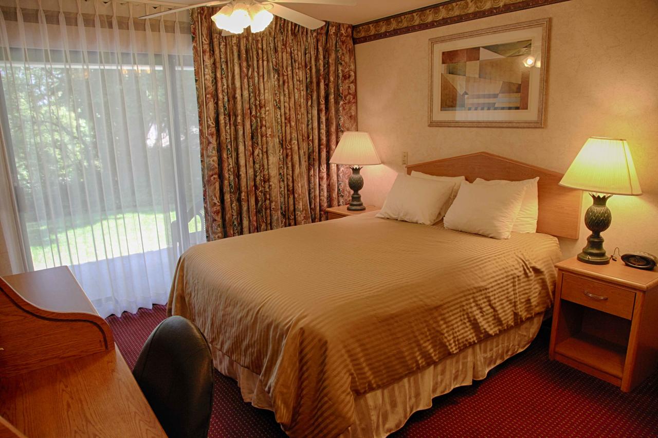 Friday Harbor Suites - thumb 22