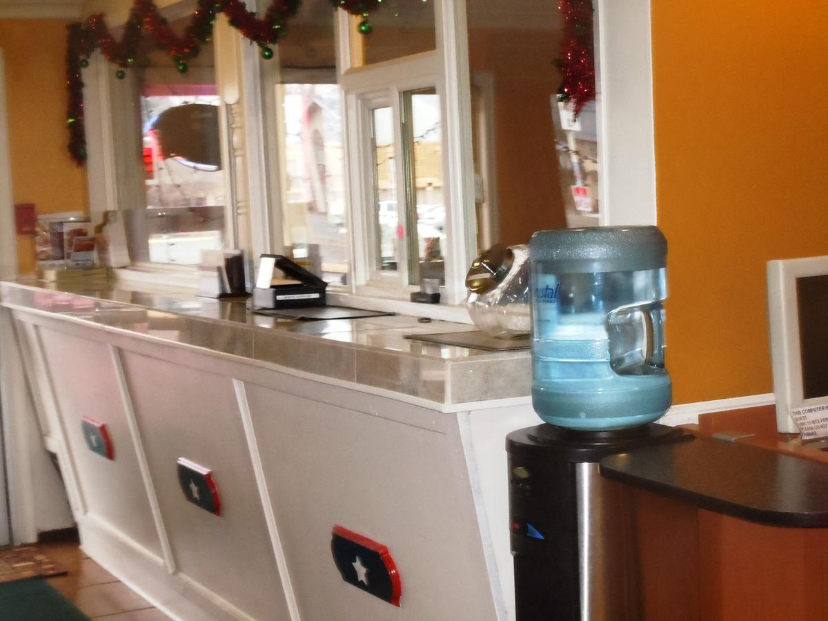 Economy Inn, Yakima - thumb 23