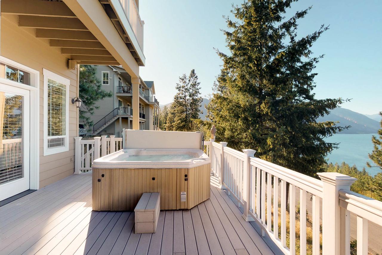 Navarre Vista Lodge - thumb 1