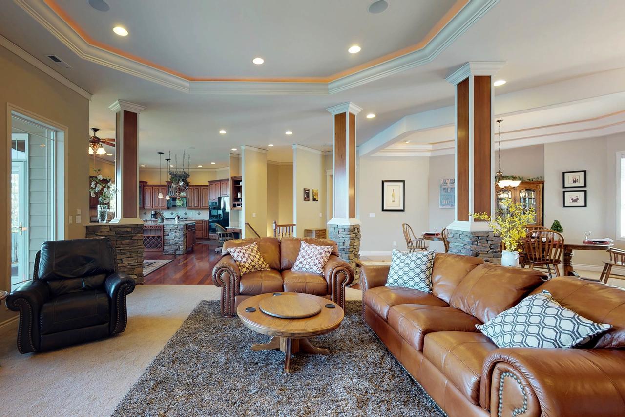 Navarre Vista Lodge - thumb 0