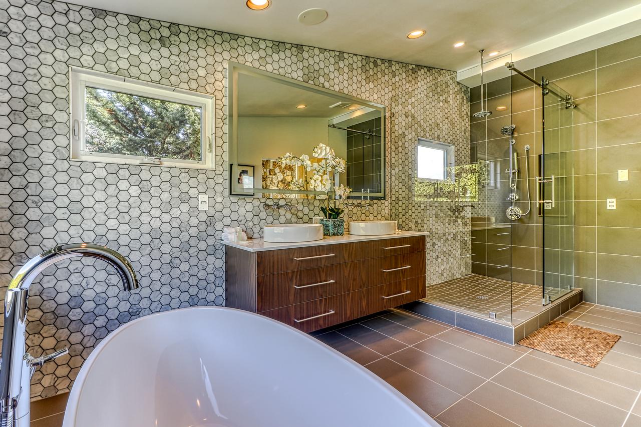 Modern Columbia River View Splendor - thumb 21