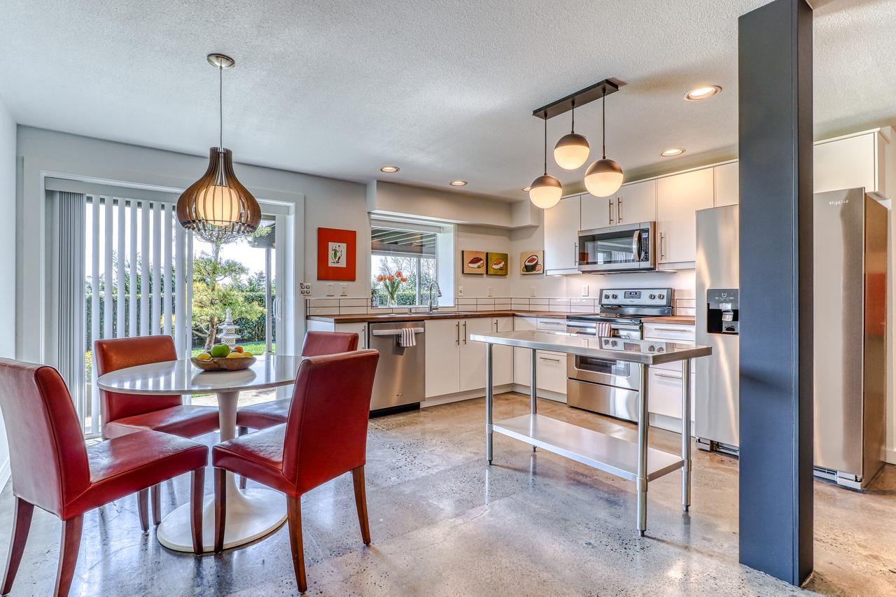 Modern Columbia River View Splendor - thumb 35