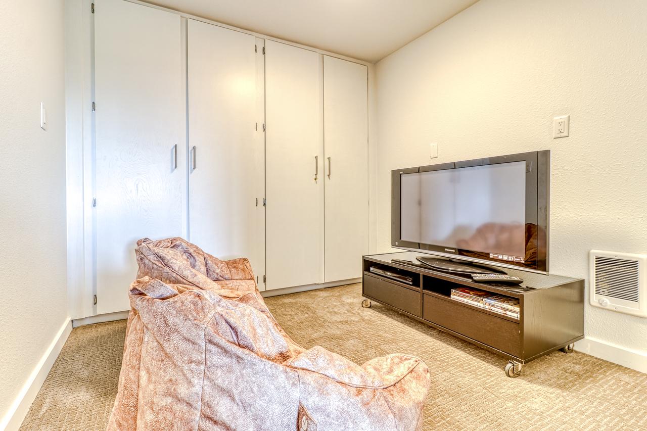 Modern Columbia River View Splendor - thumb 38