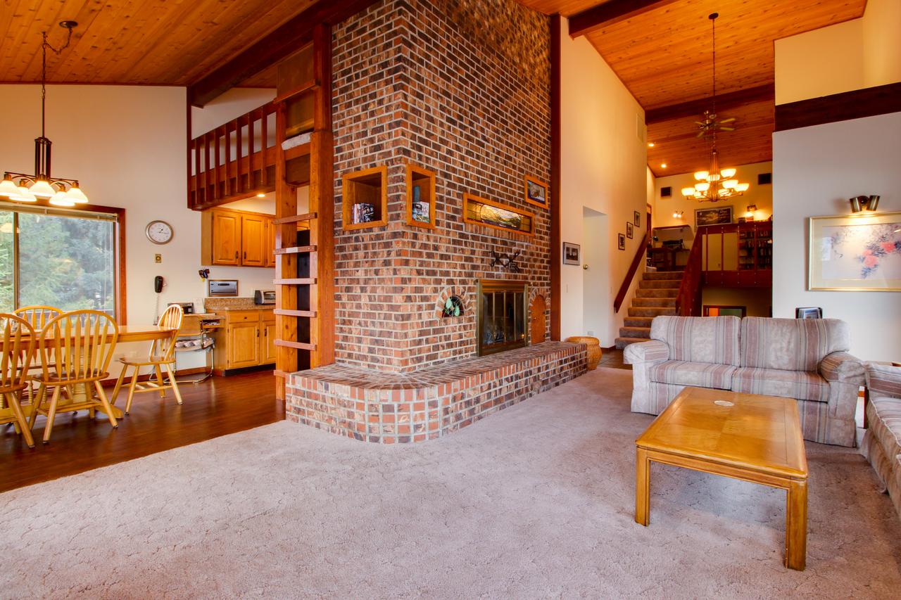 Armstrong Lakehouse - thumb 3