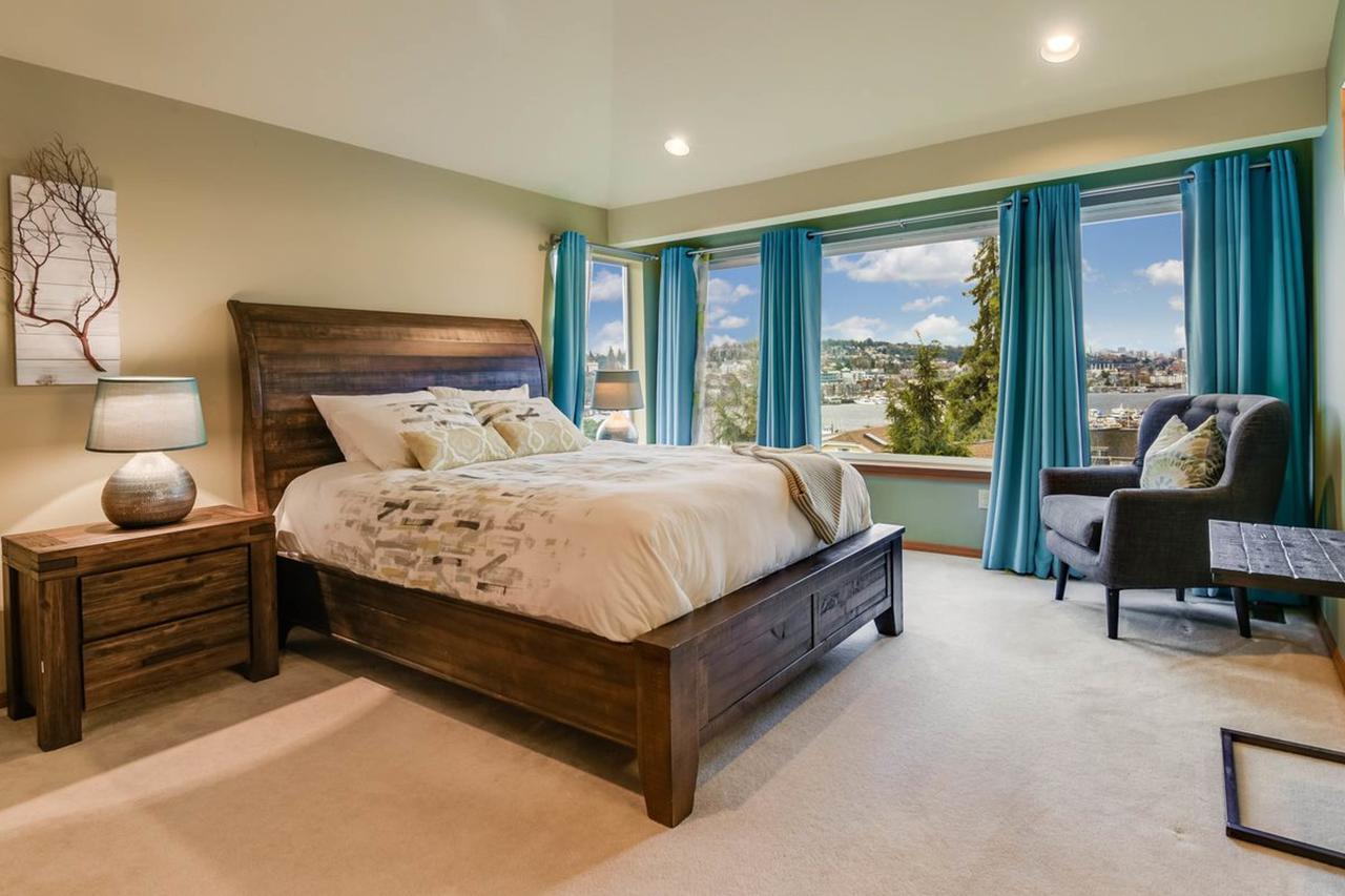 Wallingford Lake House - 4 Bed 3 Bath Vacation Home In Seattle - thumb 13