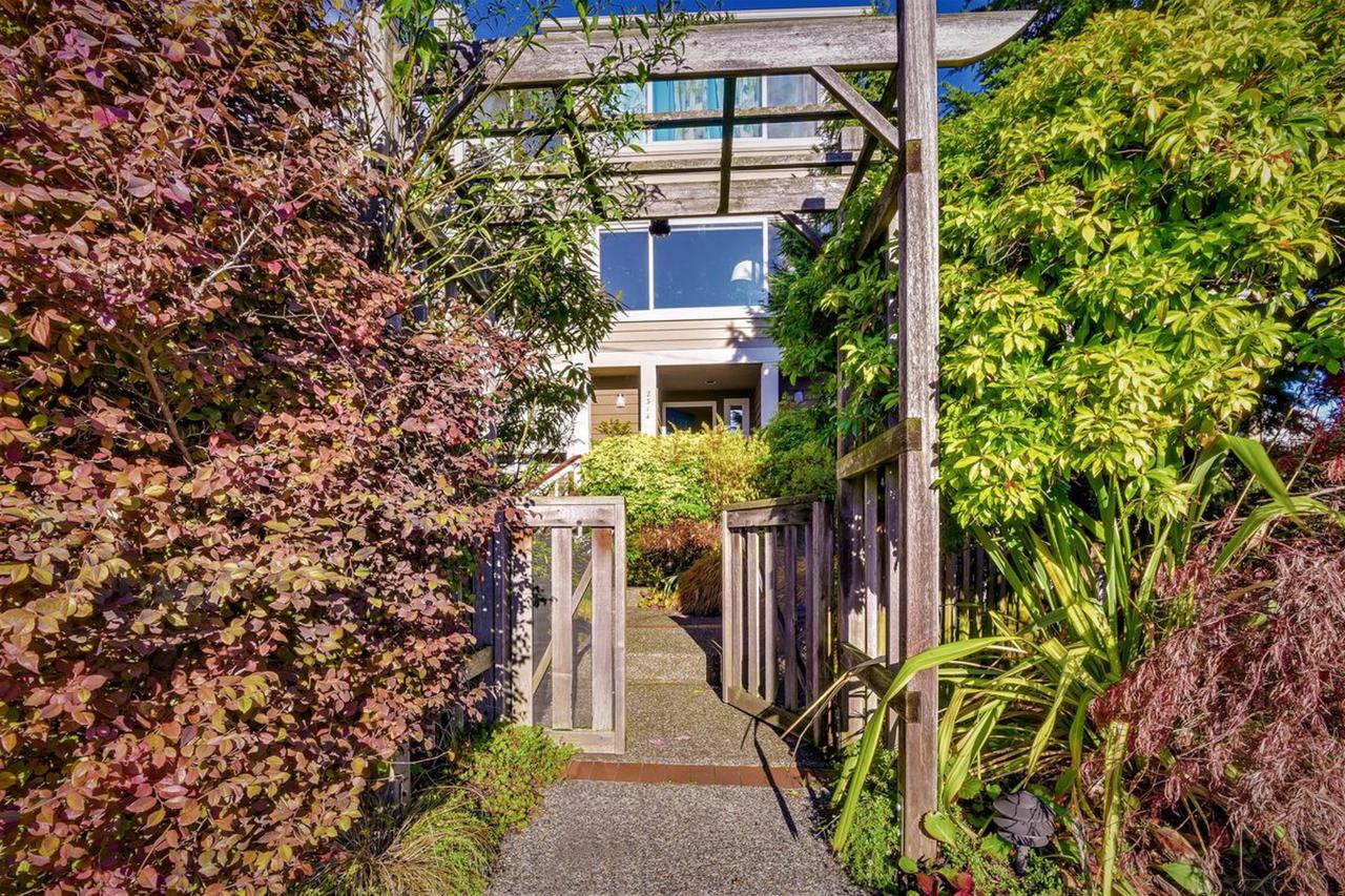 Wallingford Lake House - 4 Bed 3 Bath Vacation Home In Seattle - thumb 20